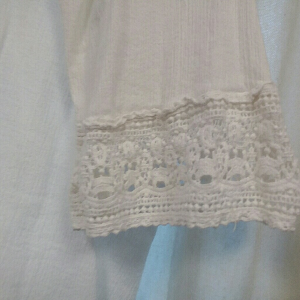 Blouse - Picture 3 of 4